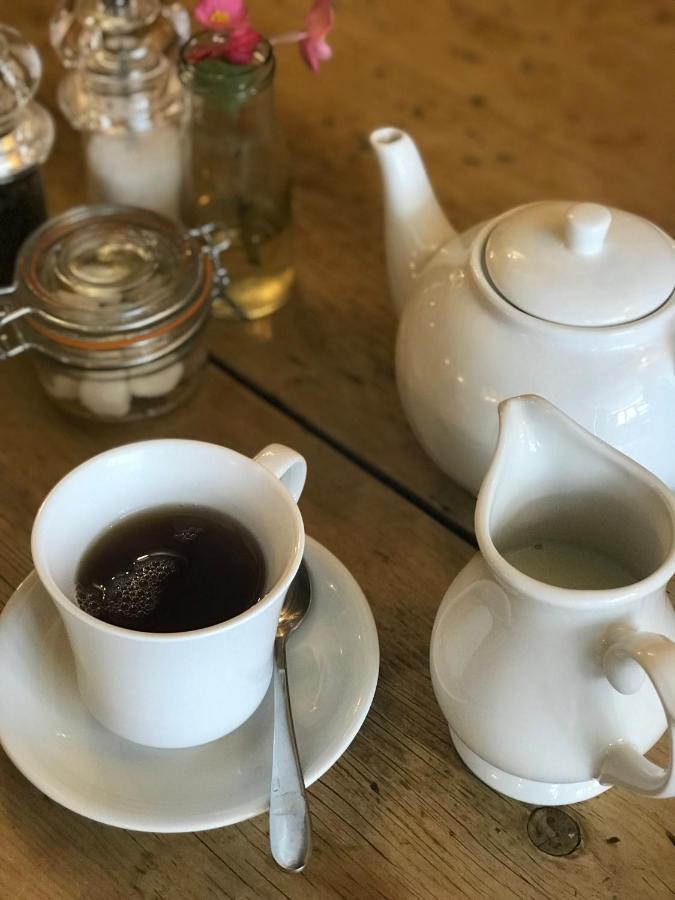 Lucy'S Tearoom 스토우온더올드 외부 사진