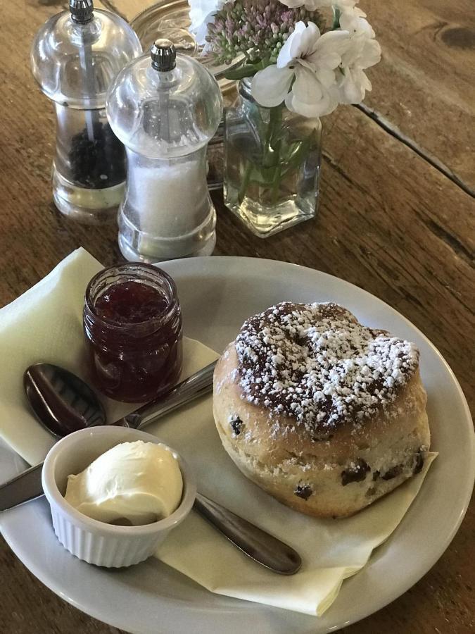 Lucy'S Tearoom 스토우온더올드 외부 사진